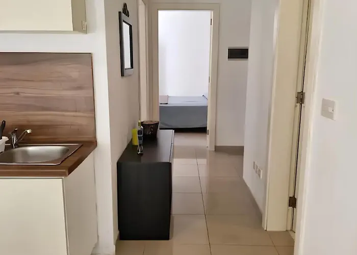 Elegant In Sliema, Malta * Слима