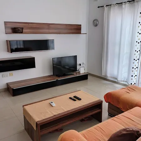 Elegant In Sliema, Malta Апартаменты *